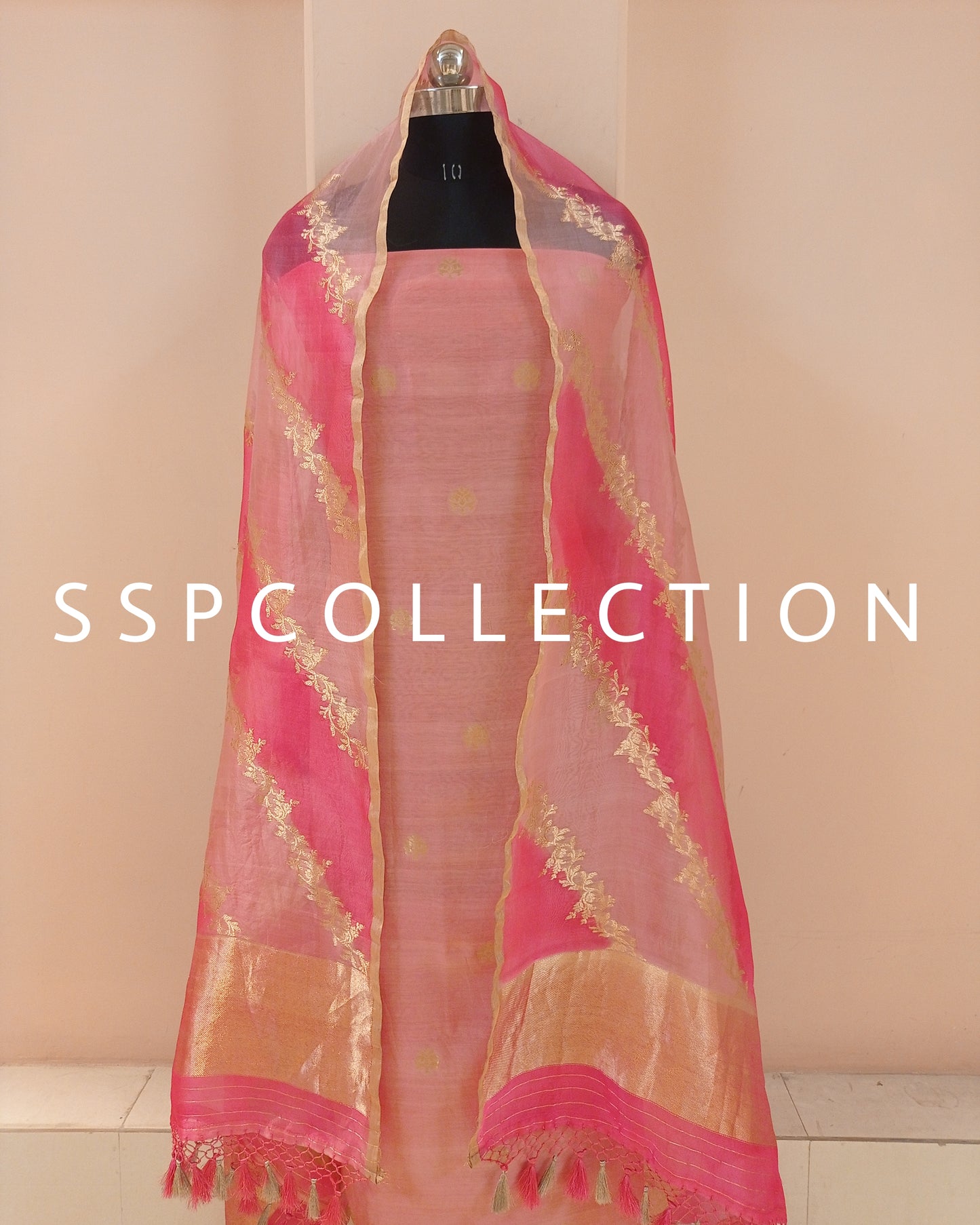 Peach Banarasi Pure Cotton Silk Kurta With Pure Kora Silk Rangkaat Dupatta